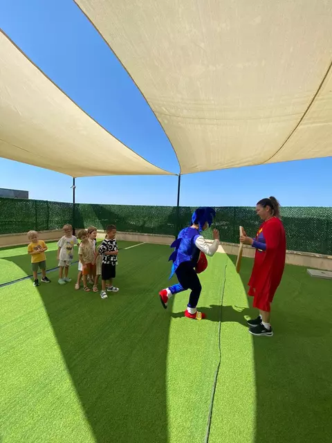 .